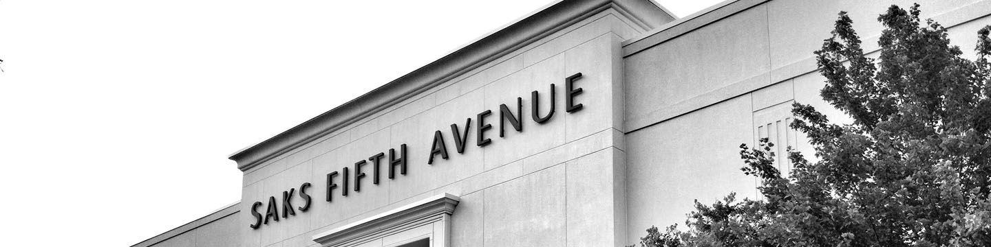 Saks Fifth Avenue – Stony Point Fashion Park – Richmond, VA